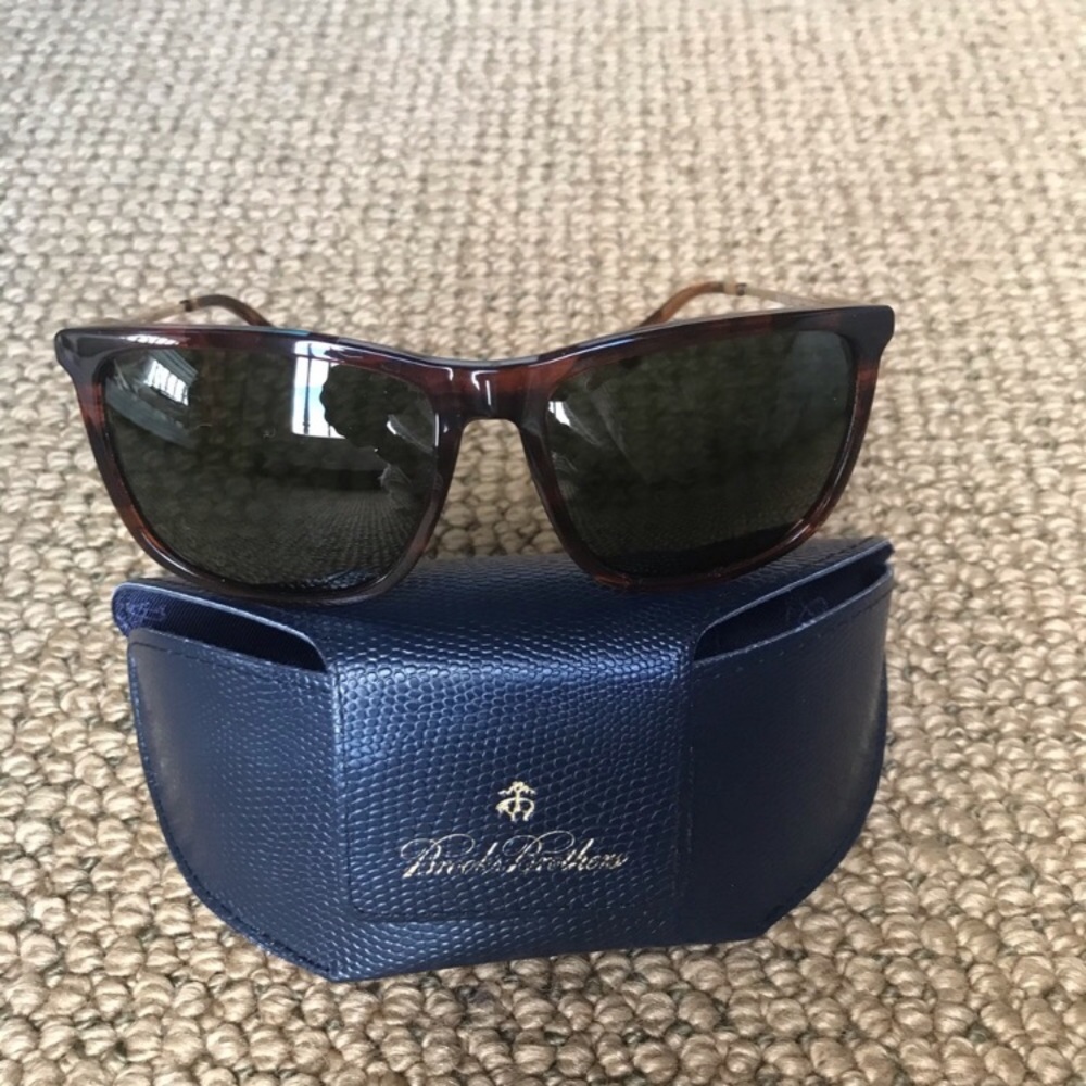 Brooks Brothers BB5033S Sunglasses tortoise shell